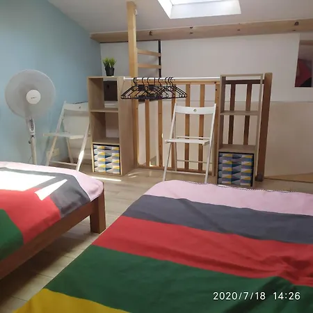 아파트 Dans Maison Face A La 2ch 히에레